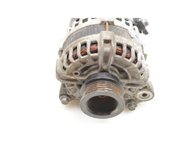 Генератор 30659580 Volvo V60