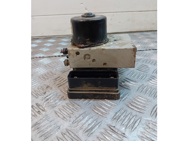 Блок АБС 8671224, P08671223 Volvo V70 2000 - 2004 года