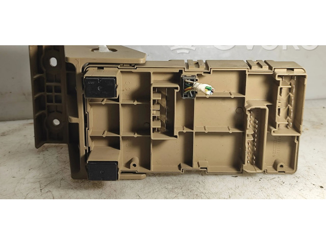 Блок предохранителей 82201FG010, 809035 Subaru Forester SH