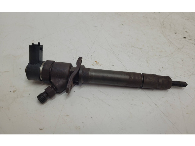 Форсунка 8658351    Volvo V70   