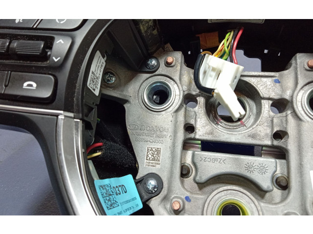 Руль KIA Niro 2016 - 2022 года 56114-Q4000, 56114-Q4000