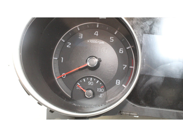 Панель приборов    KIA Xceed       