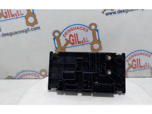 Блок предохранителей 82231XA00A, 157062 Subaru Tribeca