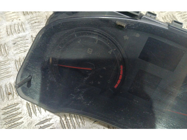 Přístrojová deska  Toyota Avensis T270 2013   