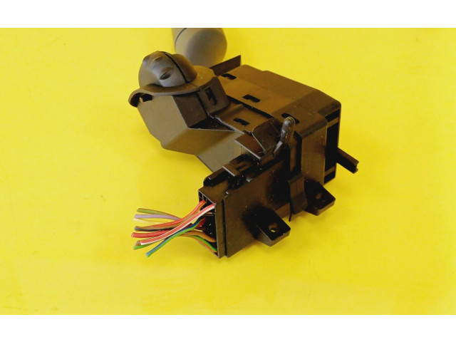 Ручка поворотов/ фонарей 0015814V001 Smart ForTwo I