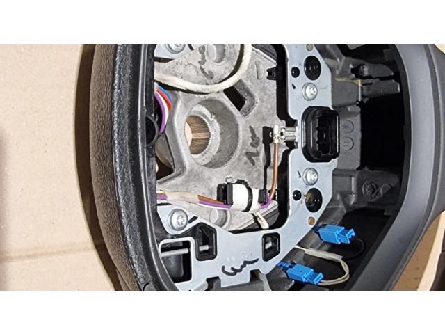 Руль BMW 5 F10 F11 2009-2016 года 6175430, 610235001E