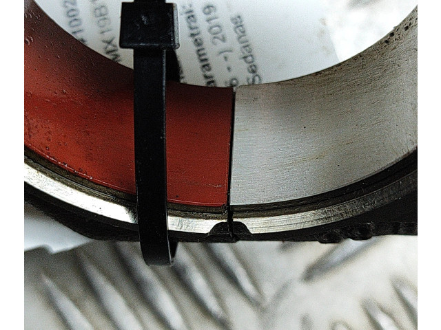 Píst 8623418, 9468870 BMW 5 G30 G31 pro benzínový motor 2.0