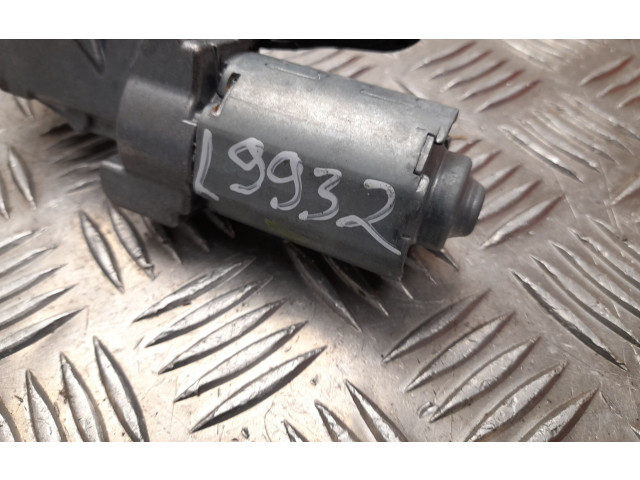 Моторчик заднего дворника 31457261, L9932 Volvo XC40