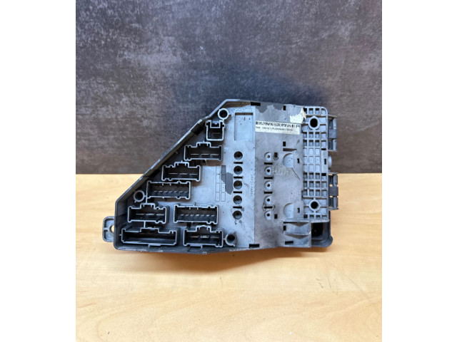 Блок предохранителей    Rover 75       