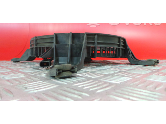 Вентилятор радиатора MR360801, D82 Mitsubishi Pajero