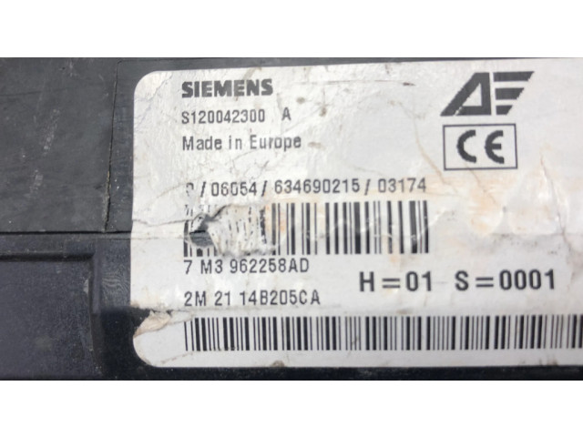 Блок предохранителей S120042300A, 7M3962258AD Ford Galaxy