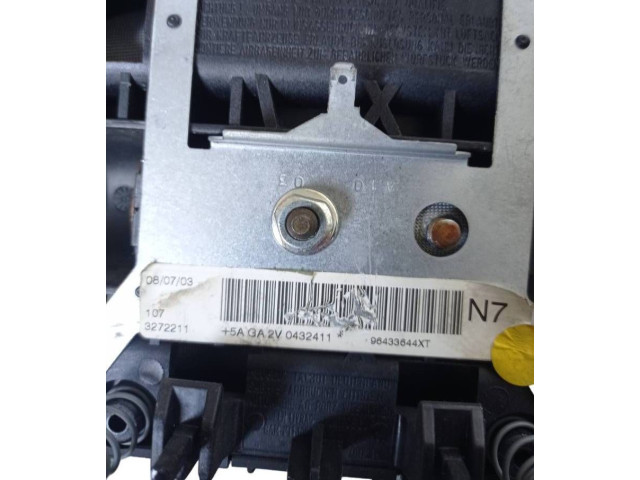 Подушка безопасности водителя 96433644XT Citroen Xsara