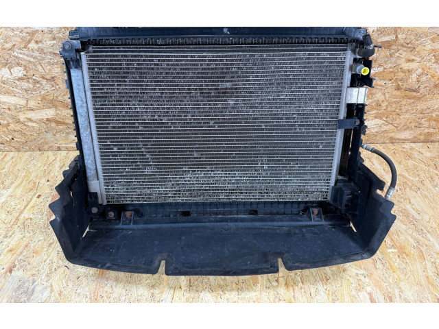 Комплект вентиляторов GX73-8C607-AE, GX73-8005-DC Jaguar XE