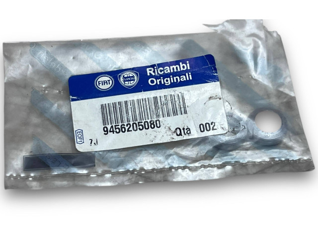 Блок управления двигателем Блок управления 9456205080 Alfa Romeo 159