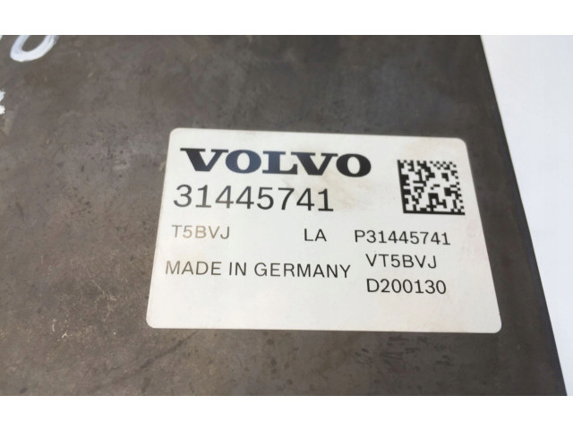 Блок АБС 31445741 Volvo XC40 - года