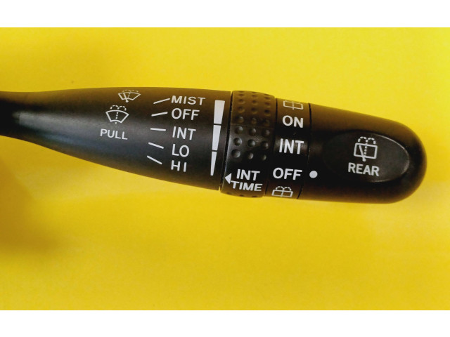 Ручка стеклоочистителей 173647   Toyota Corolla Verso E121