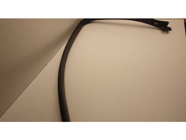 Другая деталь салона