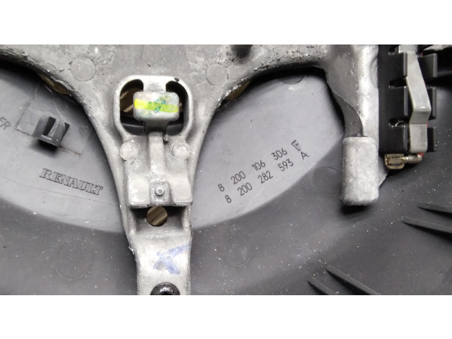 Volant Renault Megane II 2004 8200106306, 8200282593