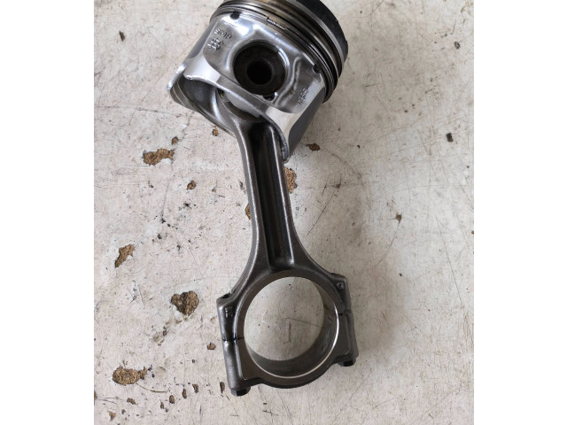 Píst SMP1295 Opel Vivaro G9U/630 LJ9