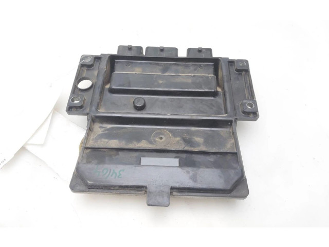 Рулевая рейка Блок управления двигателем ECU 8200303619 Renault Clio II 2001 - 2005 года