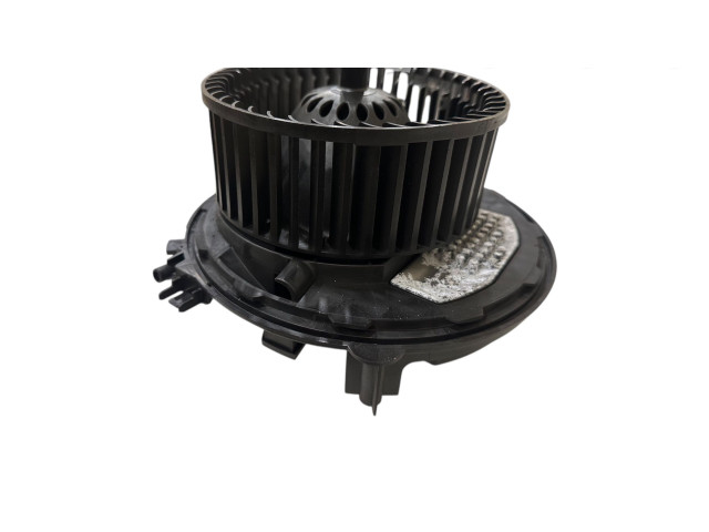 Вентилятор печки    5Q1819021B, 0130115576   Volkswagen e-Golf