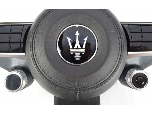 Руль Maserati Grecale  2022 -  года       