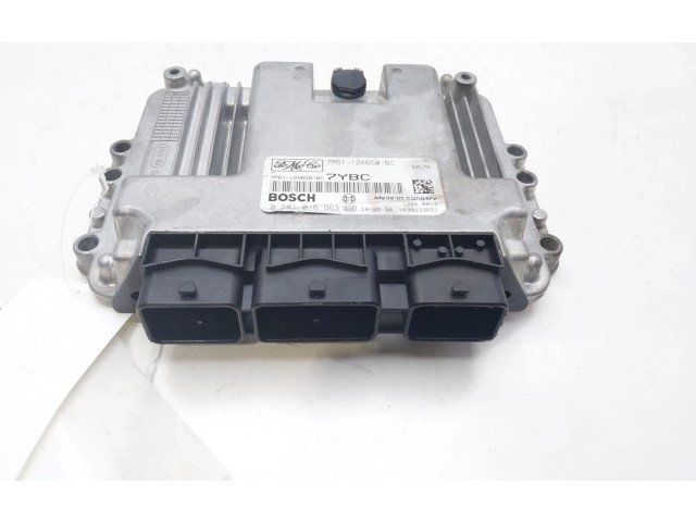 Блок управления двигателем Блок управления 7M6112A650BC Mazda 3 II