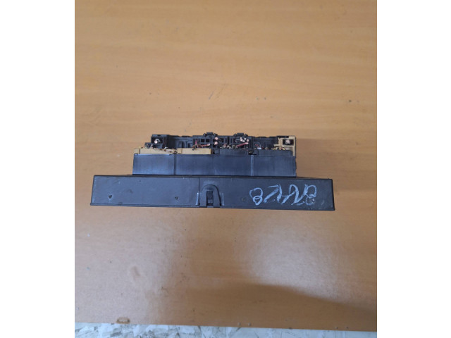 Блок комфорта 3C0937049AE Volkswagen Jetta V