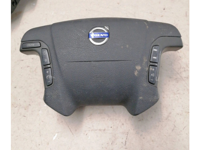 Подушка безопасности водителя 8638235   Volvo V70