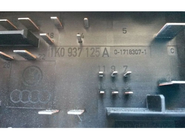 Блок предохранителей 1K0937125A, 1K0937125A Skoda Octavia Mk2 (1Z)