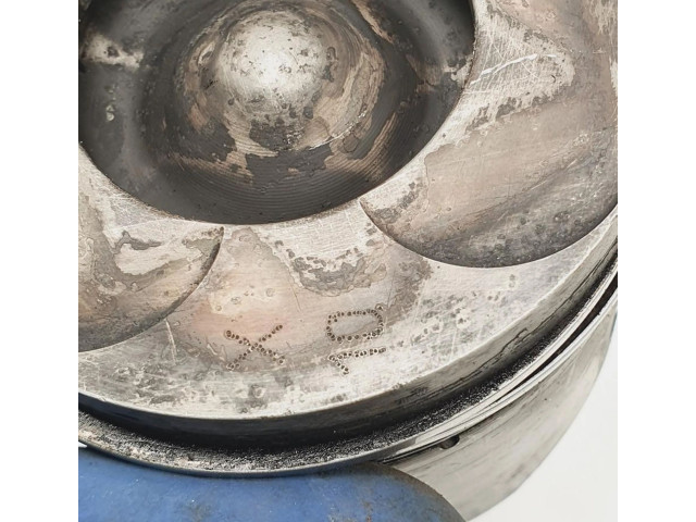 Píst 8854 Mercedes-Benz E W211