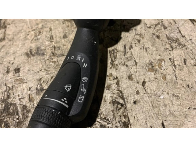 Ручка стеклоочистителей