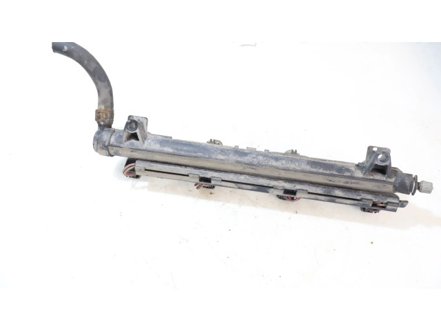 Топливная рампа Skoda Fabia Mk2 (5J)