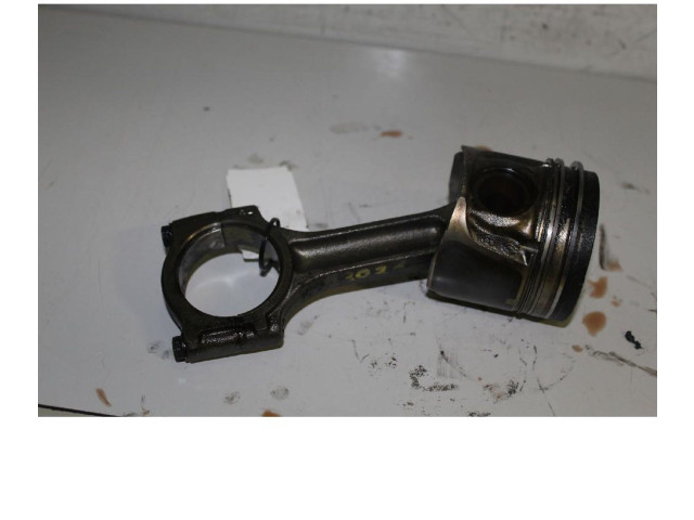  Поршень с шатуном M9R E7   Renault Trafic II (X83)  