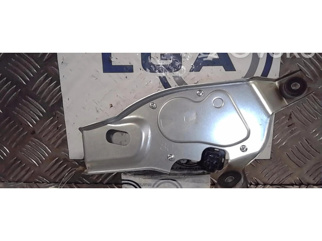 Моторчик заднего дворника BJT667450 Mazda 3 III