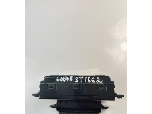 Дисплей 957101H100 KIA Ceed