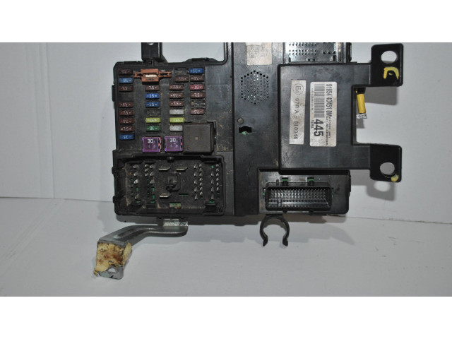 Pojistková skříňka 919544D451 KIA Carnival 2005