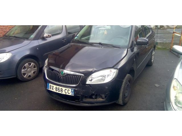 Зеркало электрическое Skoda Fabia Mk2 (5J) 2007 - 2014 года