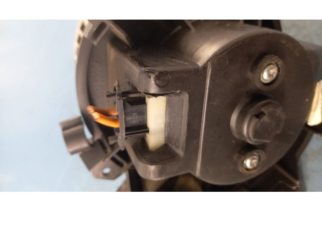 Вентилятор печки       Fiat Punto (199)