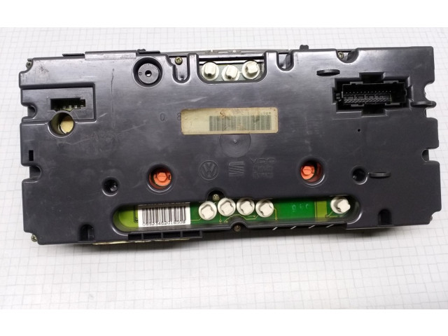 Панель приборов 1H6919033A, 82001262 Volkswagen Golf III