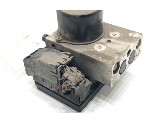 Блок АБС 30714952 Volvo XC90 2003 - 2006 года