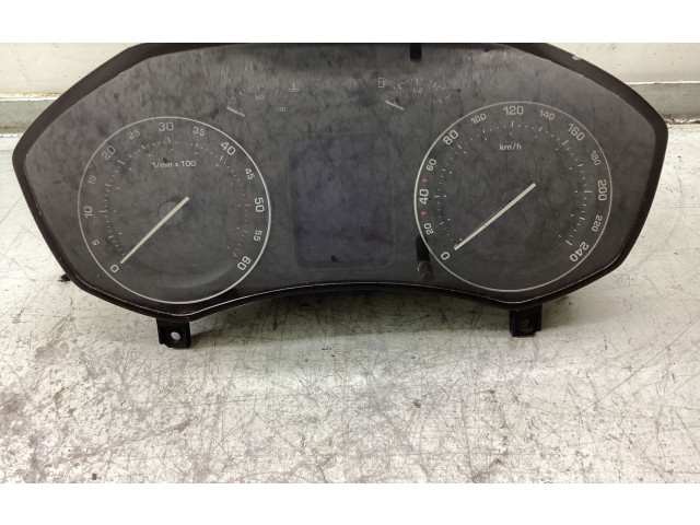Панель приборов VD1053285, A2C53088698 Skoda Octavia Mk2 (1Z)
