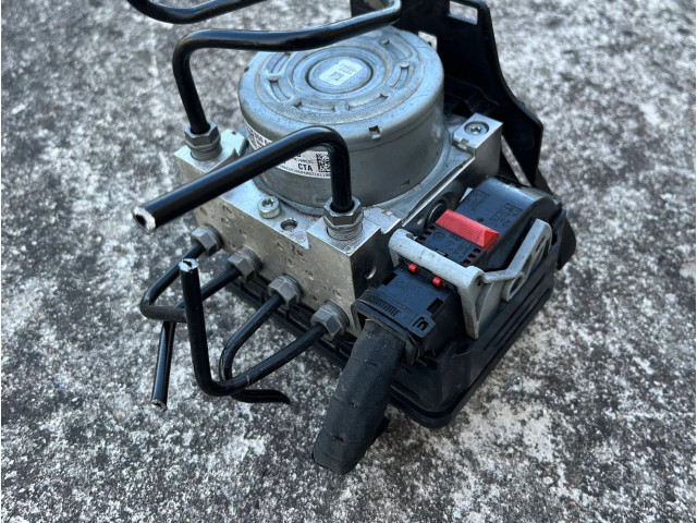 Блок АБС 5Q0614517DB, 5Q0614517 Volkswagen e-Golf 2014 - года