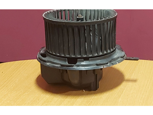 Вентилятор печки    1K1820015C, F983228M   Volkswagen Touran I