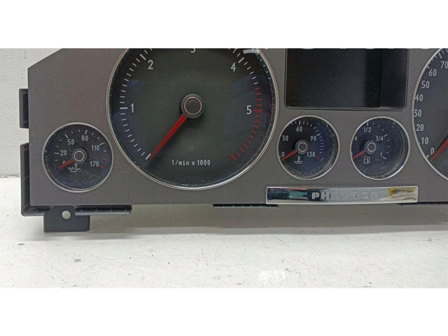 Панель приборов    Volkswagen Phaeton       