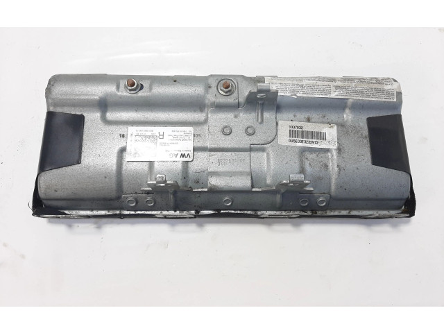 Подушка безопасности для колен 5G2880842D Skoda Octavia Mk3 (5E)