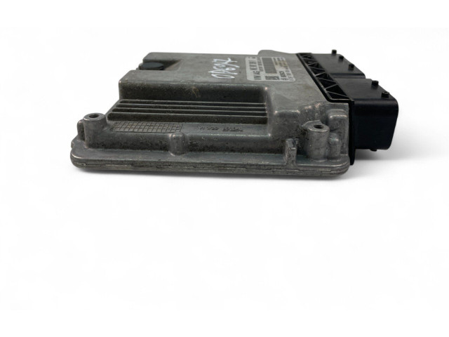 Блок управления двигателем Блок управления 04E907309F, 0261S09836   Volkswagen Golf VII