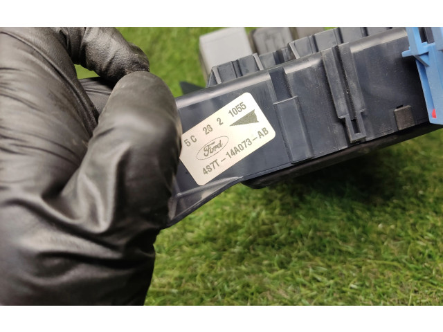 Блок управления питанием VP8E2H18456BB, 0130115552 Ford Fiesta