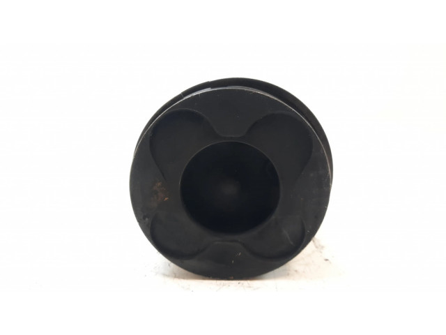 Píst BMW 5 E60 E61 pro naftový motor 2.5 M57D25 (256D2)