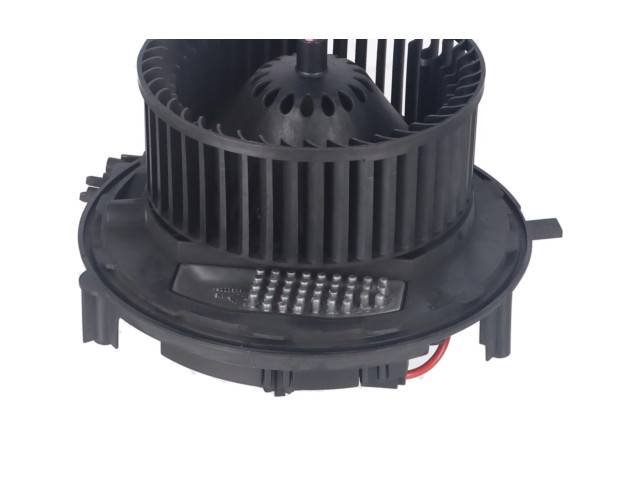 Вентилятор печки    5Q1819021   Audi A3 S3 8V